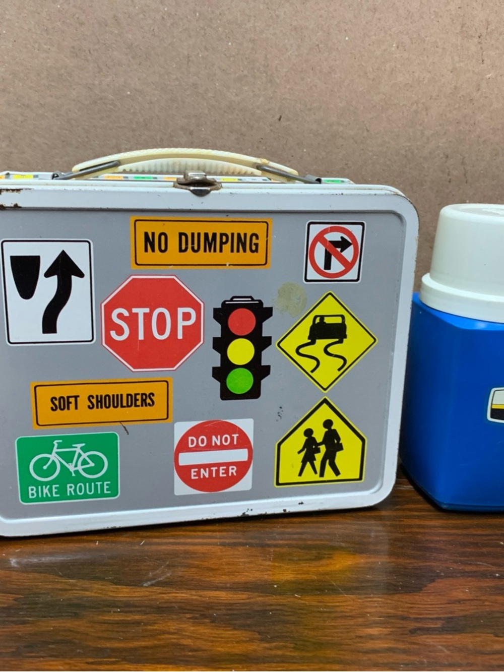 1972 HIGHWAY SIGNS Lunchbox Ohio Art RARE STOPLIGHT VERSION Street And Thermos